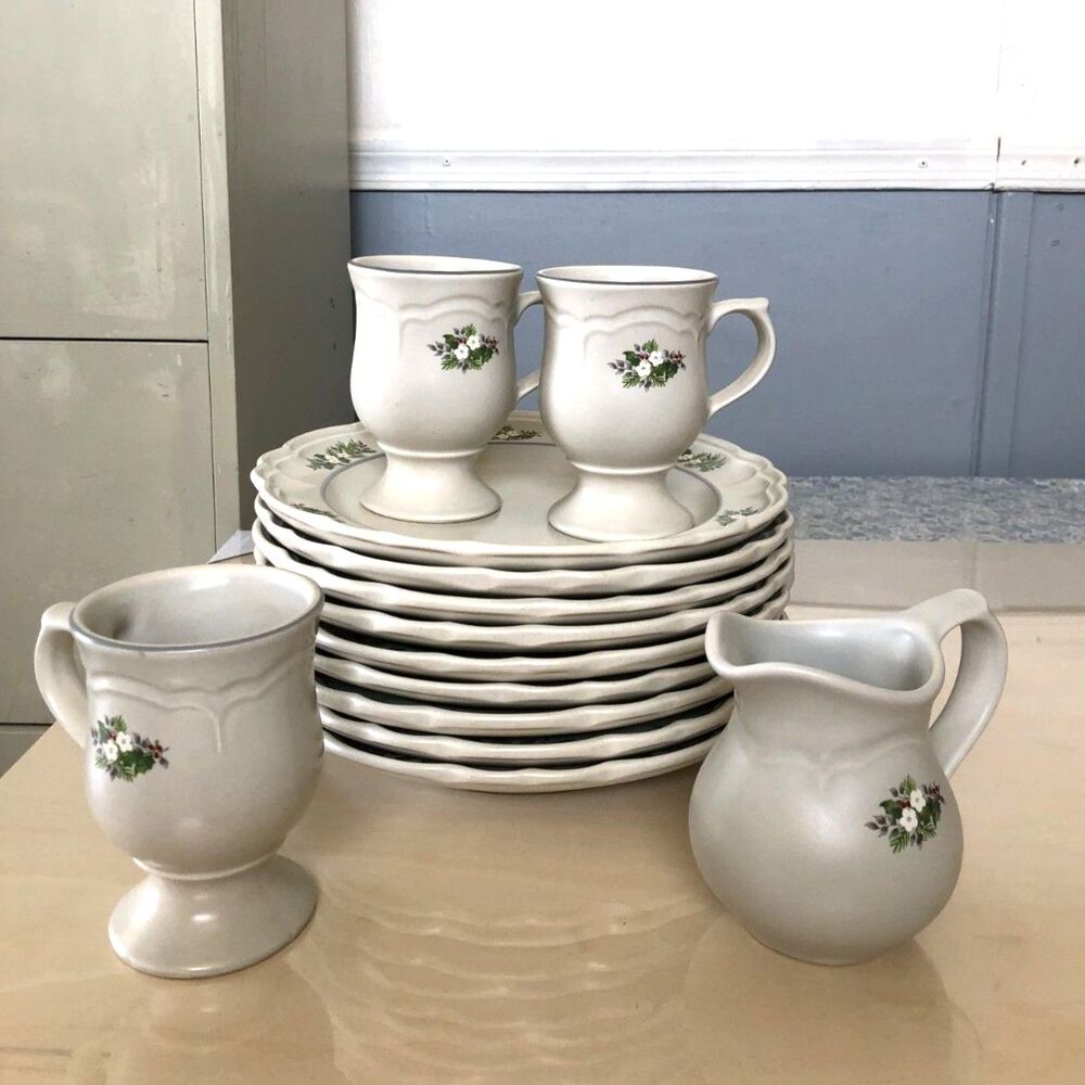 Replacement Pfaltzgraff Christmas Heirloom Stoneware Dishes Plates Mugs Creamer